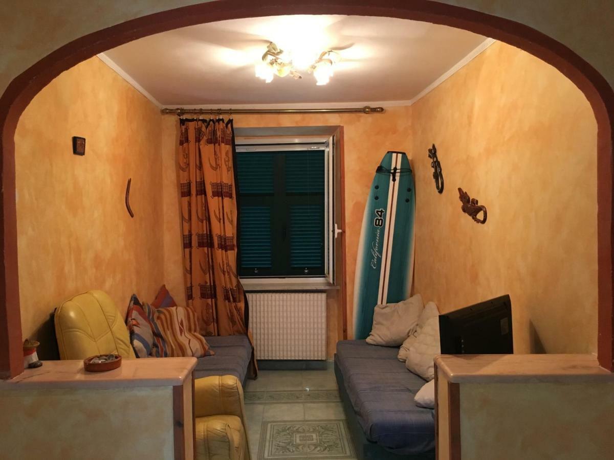 La Casa Di Zoe Apartment Uscio Ngoại thất bức ảnh